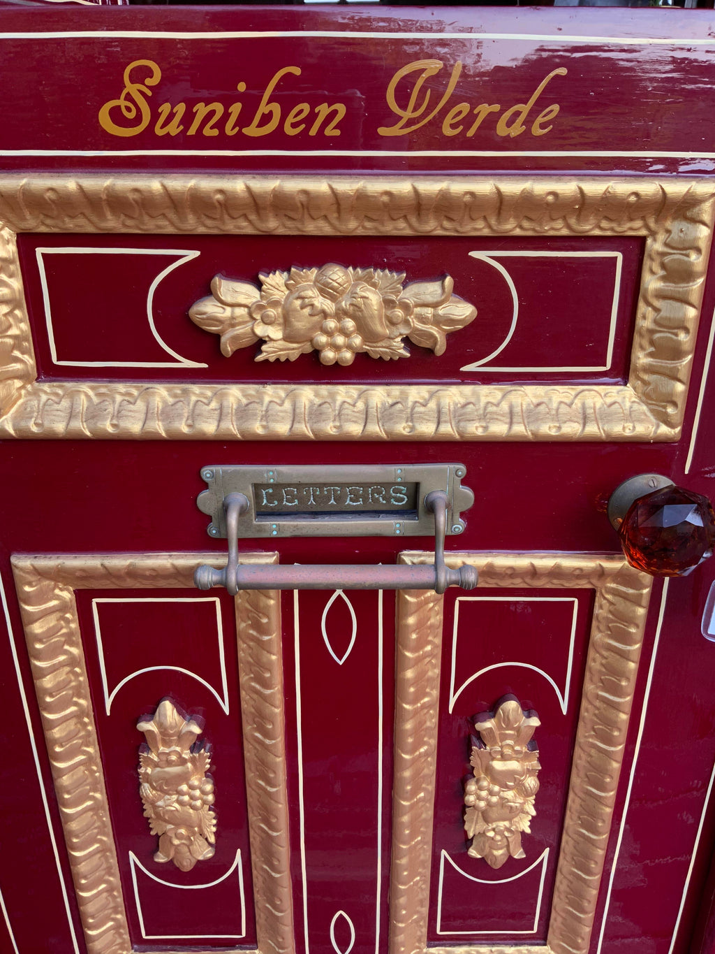 Stunning  restored ledge wagon by Watts of Bridgewater circa 1900
