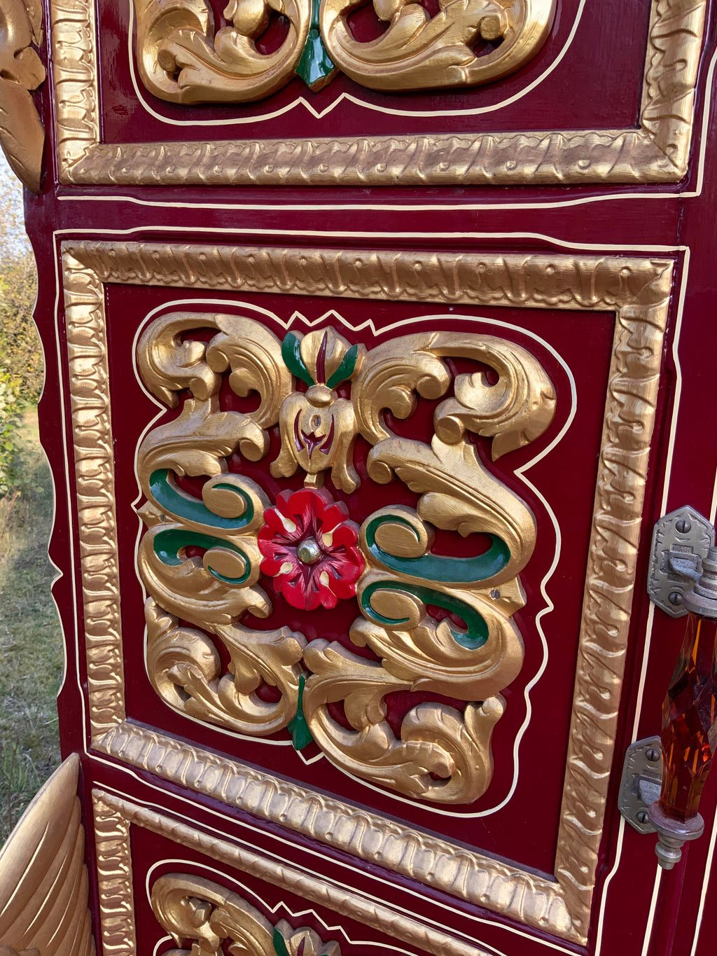 Stunning  restored ledge wagon by Watts of Bridgewater circa 1900